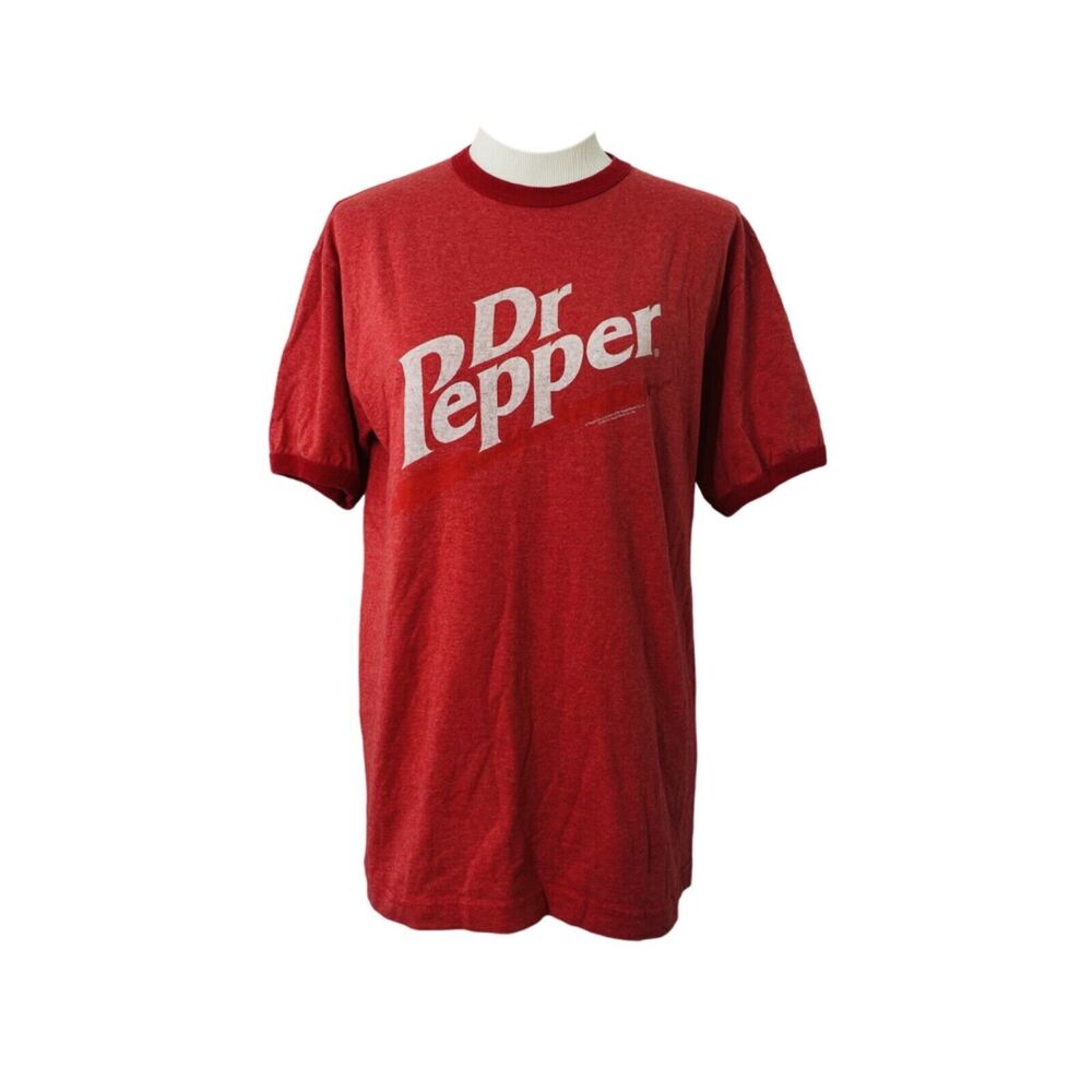 Dr. Pepper Men’s Shirt Red Trau & Loevner 2006 Short Sleeve Crewneck Size Medium